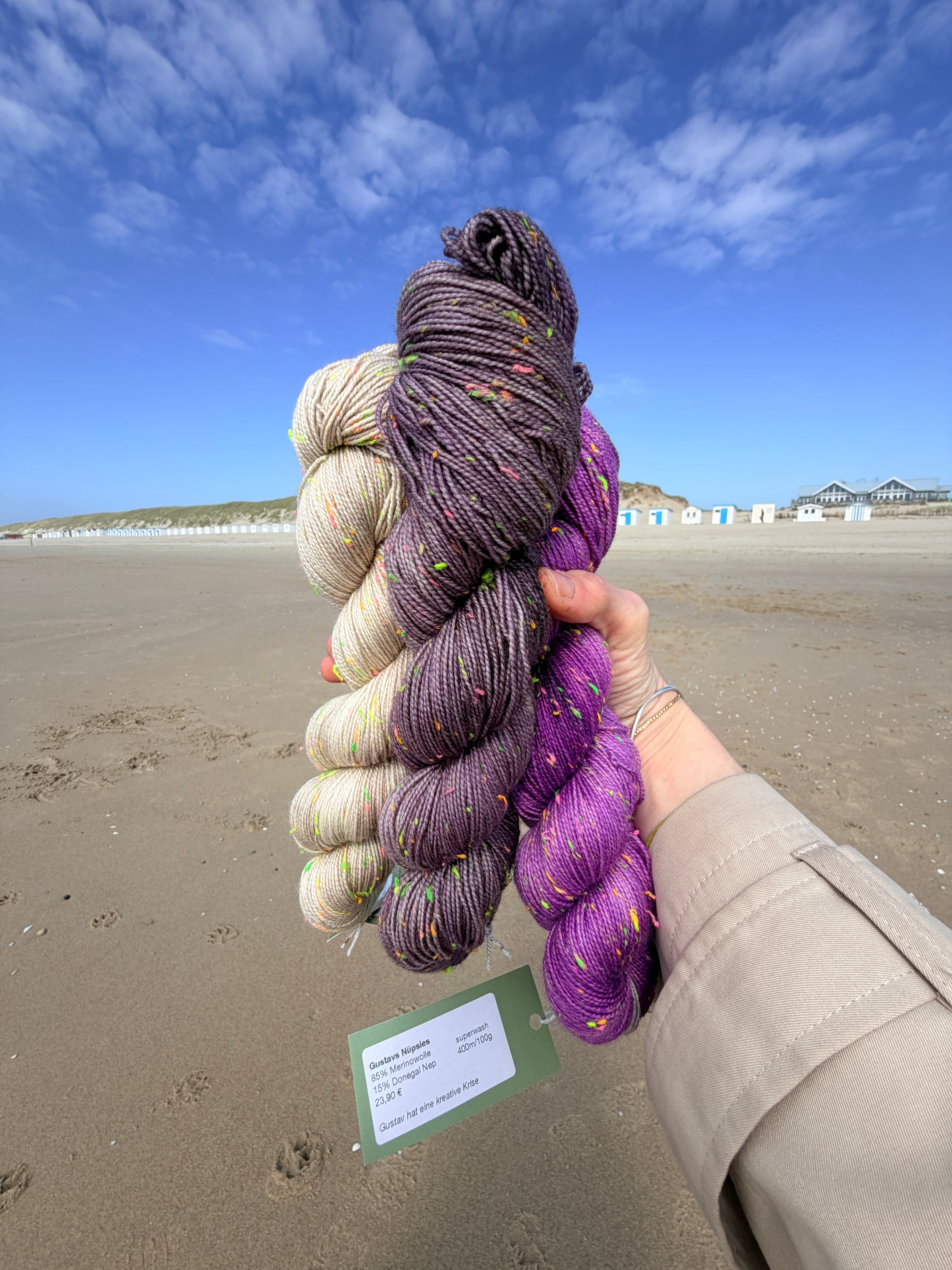 Gustavs Nüpsies  85% Merino 15% Donegal Nep 400m/100g