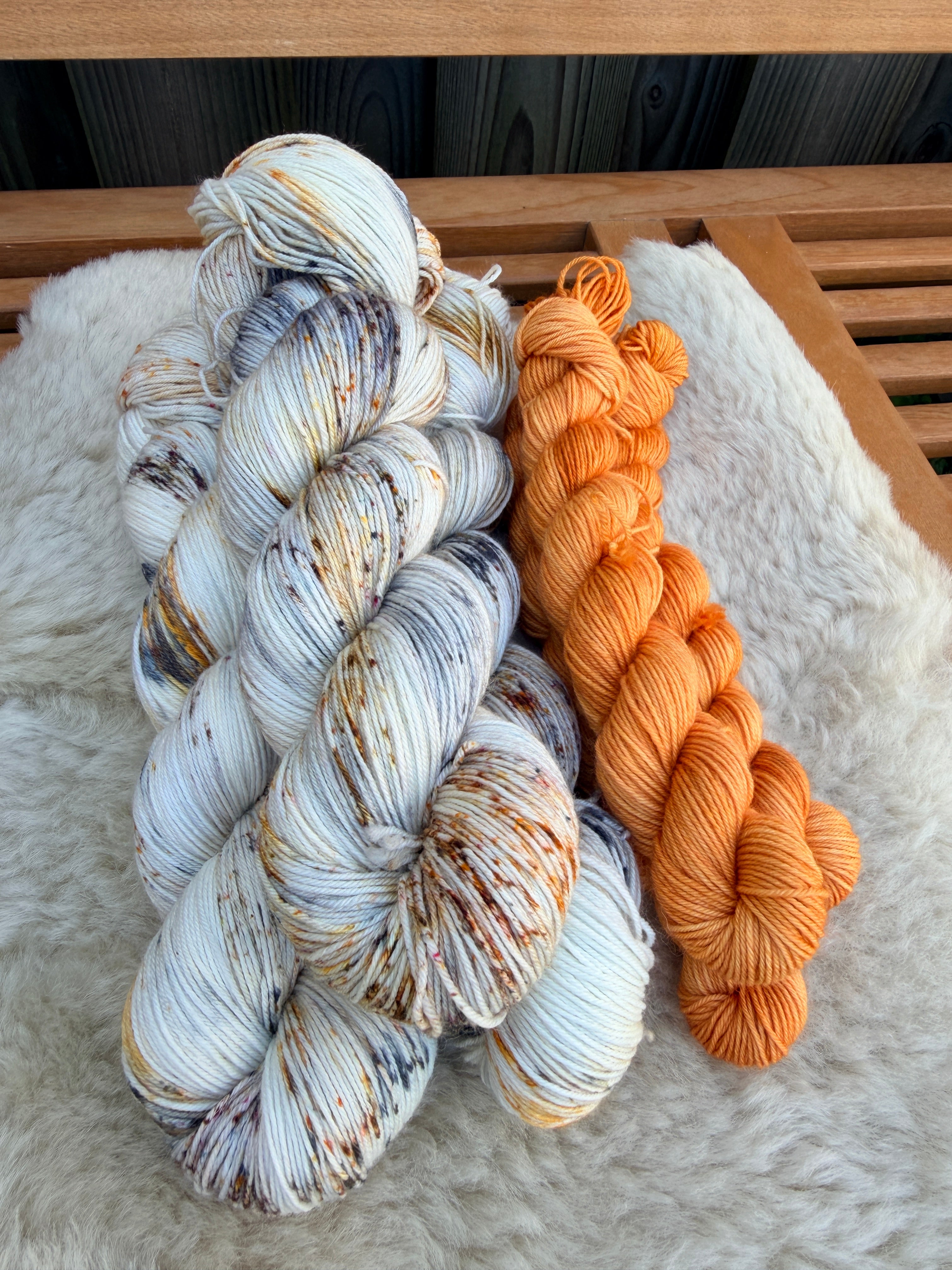 "Sommer Möwe" SOCKSET 75 % Merino 25% Nylon 425m/100g plus Mini-Strang