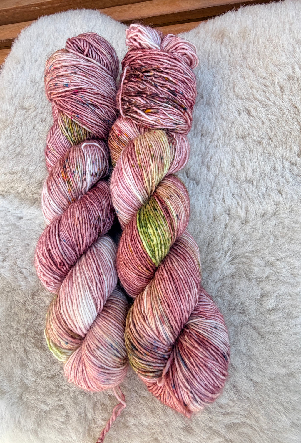 "Das Geräusch von Vorhängen im Sommer" MeerSingle  100% Merino 366m/100g
