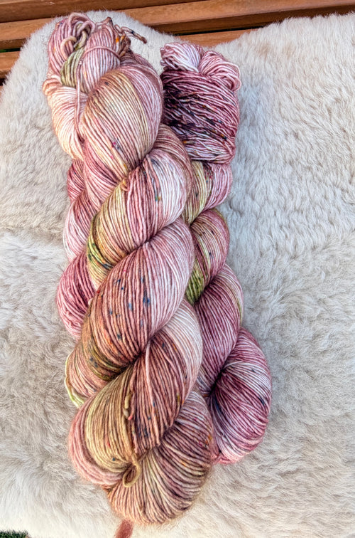 "Das Geräusch von Vorhängen im Sommer" MeerSingle  100% Merino 366m/100g