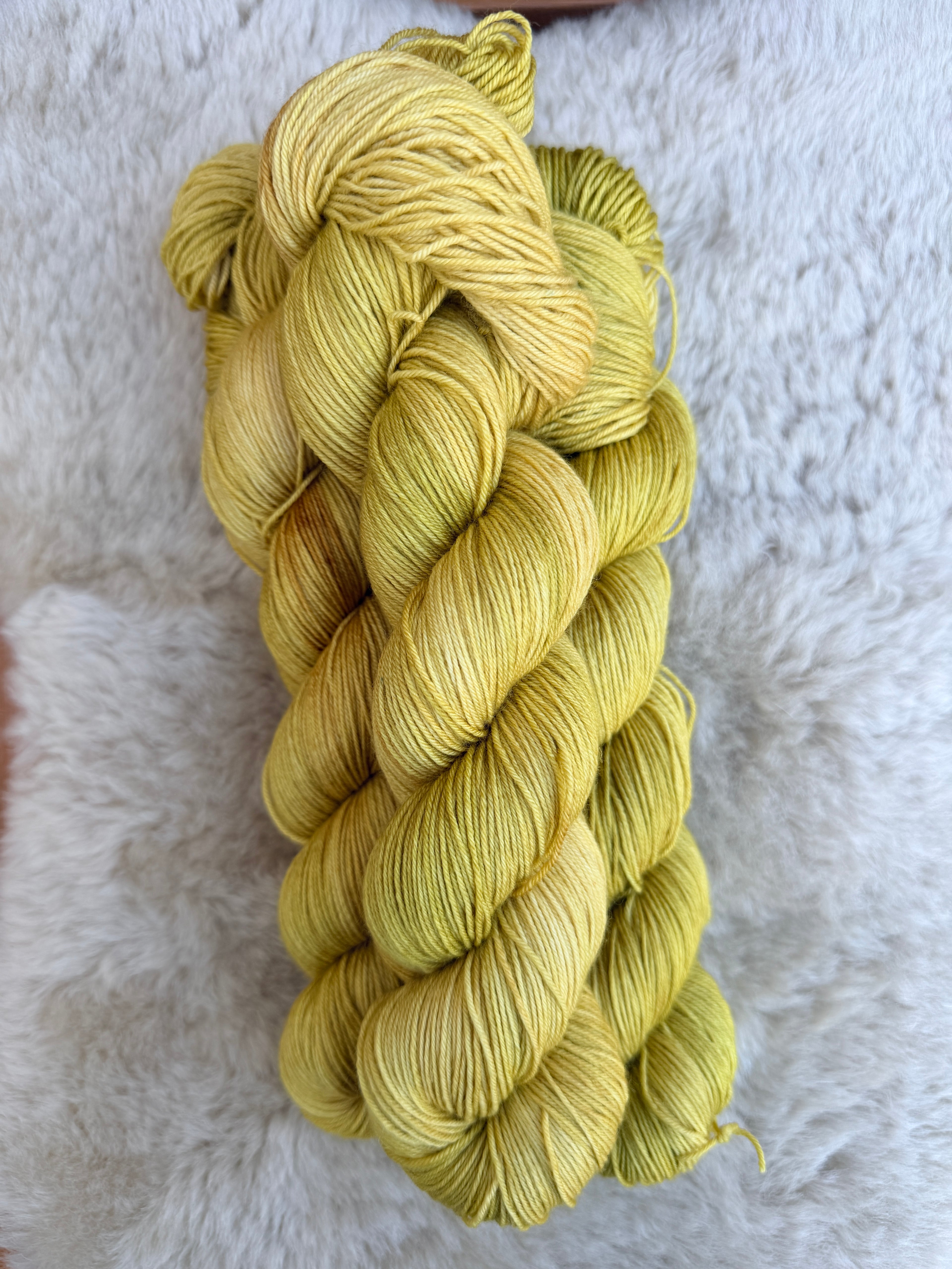 "Wo das Licht im Sanddorn hängen bleibt" MeerMerino  100% Merino 400m/100g
