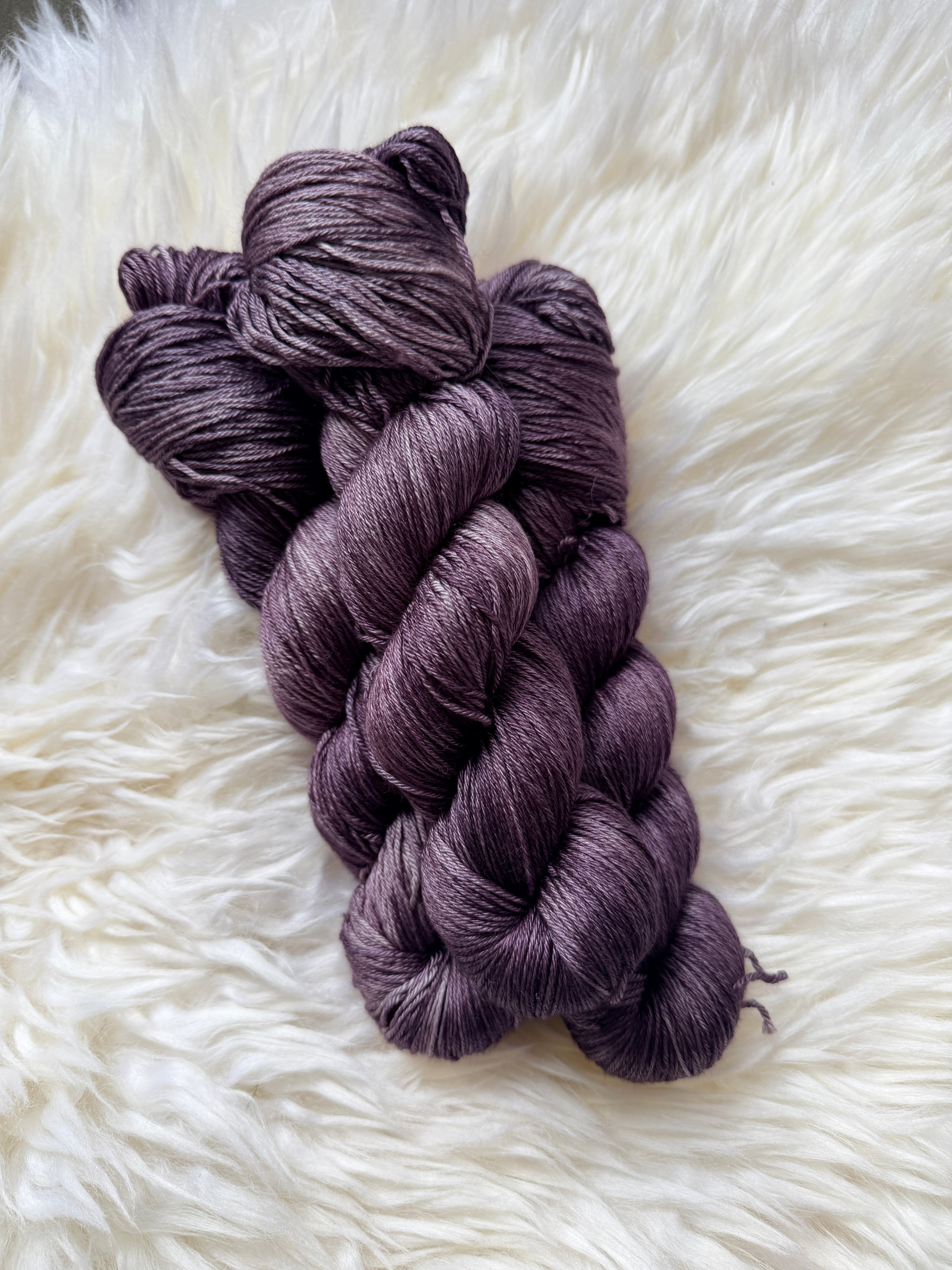 "Den Hoorn" Luxus MeerSeide  50% Merino 50% Maulbeerseide 400m/100g